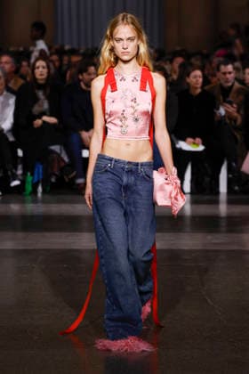Erdem Fashion Show Ready to Wear Collection Fall Winter 2026 2027 during London Fashion Week LFW February 22nd, 2026 Erdem Fashion Show Ready to Wear Fall Winter 2026 2027 Collection during London Fashion Week LFW February 22nd, 2026 London United Kingdom  Copyright: xAgencex xBestimagexAgencex xBestimagex