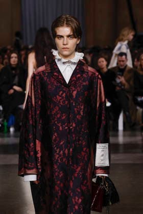 Erdem Fashion Show Ready to Wear Collection Fall Winter 2026 2027 during London Fashion Week LFW February 22nd, 2026 Erdem Fashion Show Ready to Wear Fall Winter 2026 2027 Collection during London Fashion Week LFW February 22nd, 2026 London United Kingdom  Copyright: xAgencex xBestimagexAgencex xBestimagex