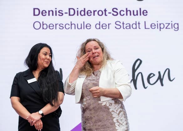 Svetlana Thieme and Kati Klitzing Deutscher Lehrkräftepreis 2025 EUR, Germany, Berlin, 23 02 2026 Svetlana Thieme and Kati Klitzing from Denis Diderot Oberschule in Leipzig Award ceremony of the Deutscher Lehrkräftepreis 2025 Ten teachers, three school administrators and five teaching teams from ten federal states are honored fo