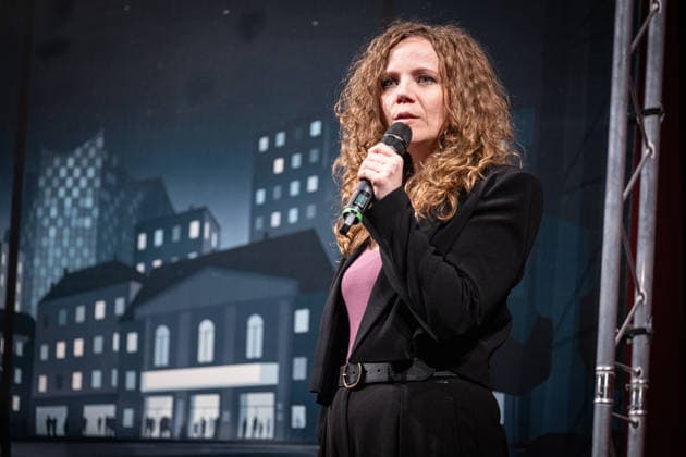 Launch of the new comedy news format Fun Facts News on the Net Sarah Bosetti on stage World premiere FunFacts at the Delphi Filmpalast in Berl Copyright: xEventpressxFuhrx