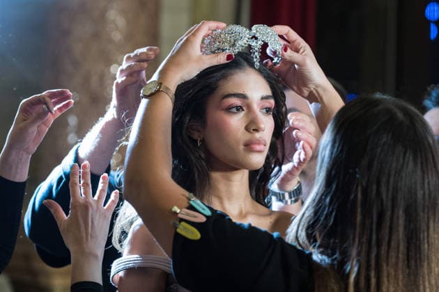 Aadnevik AW26 Show at London Fashion Week LONDON, UNITED KINGDOM - FEBRUARY 23: A model has her hair prepared backstage ahead of Aadnevik Autumn Winter 2026 show at The Royal Horseguards Hotel as part of London Fashion Week in London, United Kingdom on February 23, 2026. Wiktor Szymanowicz Anadolu London United Kingdom. Editorial use only. Please get in touch for any other usage.  Copyright: x2026xAnadoluxWiktorxSzymanowiczx
