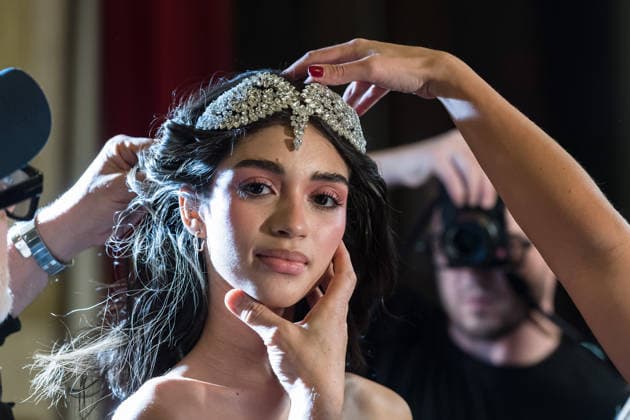Aadnevik AW26 Show at London Fashion Week LONDON, UNITED KINGDOM - FEBRUARY 23: A model has her hair prepared backstage ahead of Aadnevik Autumn Winter 2026 show at The Royal Horseguards Hotel as part of London Fashion Week in London, United Kingdom on February 23, 2026. Wiktor Szymanowicz Anadolu London United Kingdom. Editorial use only. Please get in touch for any other usage.  Copyright: x2026xAnadoluxWiktorxSzymanowiczx