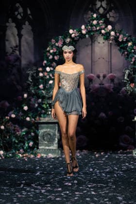 LFW - Aadnevik Runway A model walks the runway at the Aadnevik show during London Fashion Week February 2026 at The Royal Horseguards , London, UK on February 23, 2026. Photo by LounisPhotography ABACAPRESS.COM London United Kingdom  Copyright: xLounisPhotography ABACAx