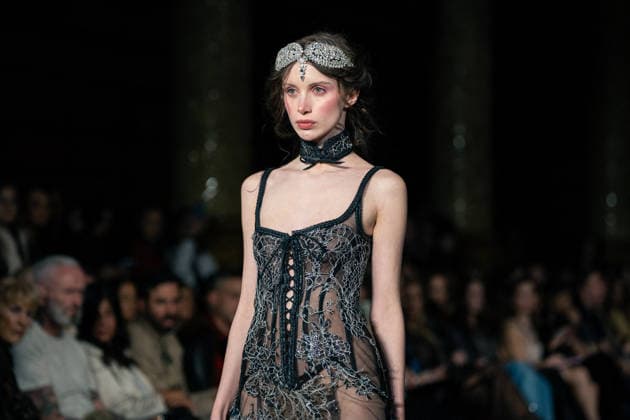 LFW - Aadnevik Runway A model walks the runway at the Aadnevik show during London Fashion Week February 2026 at The Royal Horseguards , London, UK on February 23, 2026. Photo by LounisPhotography ABACAPRESS.COM London United Kingdom  Copyright: xLounisPhotography ABACAx