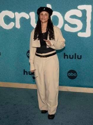 February 23, 2026, Los Angeles, California, USA: SHYLO SHANER attends ABC Hulu s Scrubs Season 1 red carpet event. Los Angeles USA  - ZUMAb173 20260223_aap_b173_048 Copyright: xBillyxBennightx