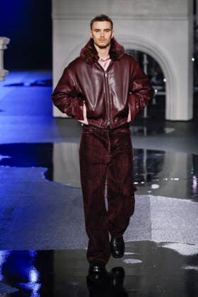 Romeo Beckham Burberry Fashion Show Ready to Wear Fall Winter 2026 2027 Collection during London Fashion Week LFW February 23rd, 2026 Burberry Fashion Show Ready to Wear Fall Winter 2026 2027 Collection during London Fashion Week LFW February 23rd, 2026 London United Kingdom  Copyright: xAgencex xBestimagexAgencex xBestimagex