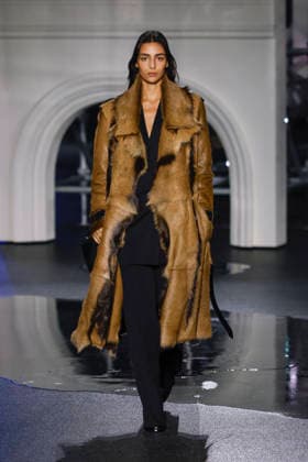 Burberry Fashion Show Ready to Wear Collection Fall Winter 2026 2027 during London Fashion Week LFW February 23rd, 2026 Burberry Fashion Show Ready to Wear Fall Winter 2026 2027 Collection during London Fashion Week LFW February 23rd, 2026 London United Kingdom  Copyright: xAgencex xBestimagexAgencex xBestimagex