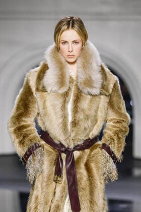 Burberry Fashion Show Ready to Wear Collection Fall Winter 2026 2027 during London Fashion Week LFW February 23rd, 2026 Burberry Fashion Show Ready to Wear Fall Winter 2026 2027 Collection during London Fashion Week LFW February 23rd, 2026 London United Kingdom  Copyright: xAgencex xBestimagexAgencex xBestimagex