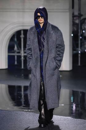 Burberry Fashion Show Ready to Wear Collection Fall Winter 2026 2027 during London Fashion Week LFW February 23rd, 2026 Burberry Fashion Show Ready to Wear Fall Winter 2026 2027 Collection during London Fashion Week LFW February 23rd, 2026 London United Kingdom  Copyright: xAgencex xBestimagexAgencex xBestimagex