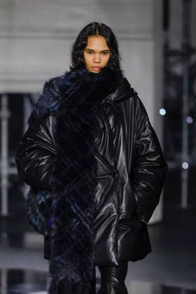 Burberry Fashion Show Ready to Wear Collection Fall Winter 2026 2027 during London Fashion Week LFW February 23rd, 2026 Burberry Fashion Show Ready to Wear Fall Winter 2026 2027 Collection during London Fashion Week LFW February 23rd, 2026 London United Kingdom  Copyright: xAgencex xBestimagexAgencex xBestimagex
