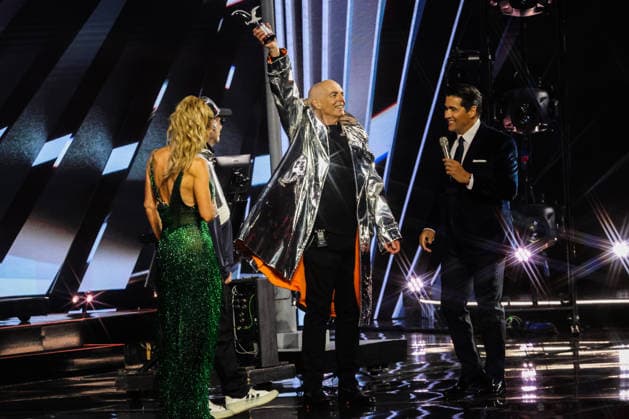 February 23, 2026, Vina Del Mar, Chile: Pet Shop Boys, the British synthpop duo formed in London by singer-songwriter Neil Tennant and keyboardist-songwriter Chris Lowe, won an award on the second night of the 65th edition of the Vina del Mar Festival. PetShopBoys perform on the second night of the 65th edition of the Vina del Mar Festival, Chile, in front of thousands of spectators. Vina Del Mar Chile - ZUMAs197 20260223_aaa_s197_355 Copyright: xCristobalxBasaurexArayax