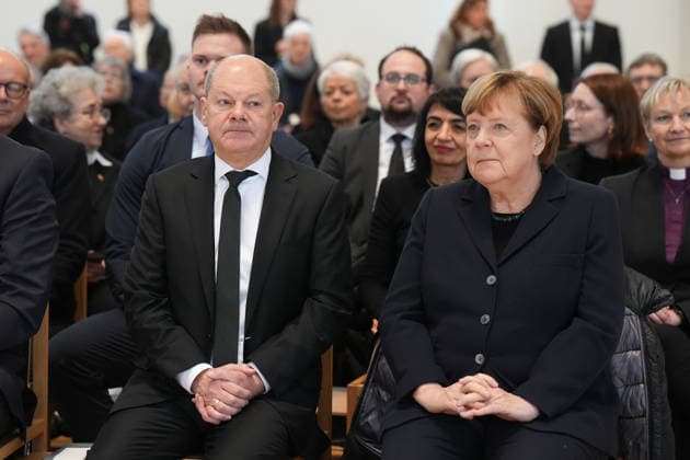 News Themen der Woche KW09 Oekumenischer Gottesdienst zum Trauerstaatsakt fuer Rita Suessmuth Angela Merkel (Bundeskanzlerin a.D.) gemeinsam mit Olaf Scholz beim Oekumenischen Gottesdienst im Vorfeld des offiziellen Trauerstaatsaktes fuer Rita Suessmuth, Berlin, 24.02.2026 Berlin Berlin Deutschland *** Ecumenical service for the act of mourning for Rita Suessmuth Angela Merkel Chancellor a D together with Olaf Scholz at the ecumenical service in the run-up to the official act of mourning for Rita Suessmuth, Berlin, 24 02 2026 Berlin Berlin Germany