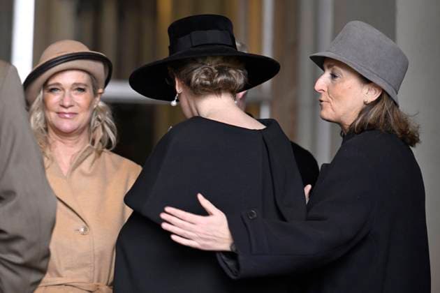 Mass for the defuncts of the Royal family 24 02 2026 BRUSSELS, BELGIUM - FEBRUARY 24 : Princess Delphine of Belgium, Queen Mathilde of Belgium and Princess Claire of Belgium attend the annual mass in memory of deceased members of the Royal Family. The ceremony takes place at the Church of Our Lady in Laeken on February 24, 2026 in Brussels, Belgium, 24 02 2026 Brussels Belgium  Copyright: xDidierxLebrunx