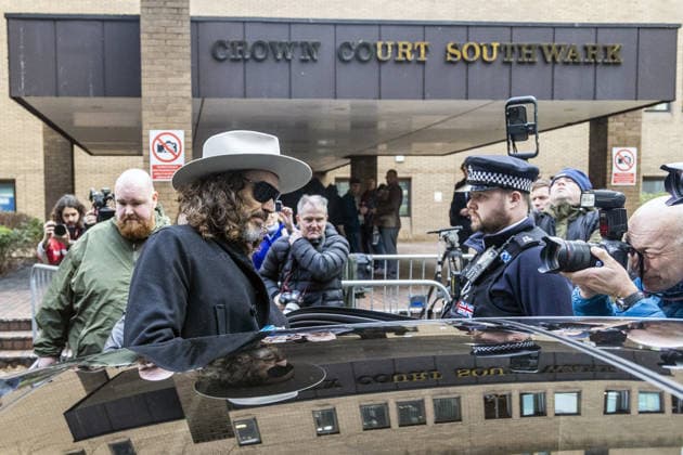 Russell Brand leaves the court in London LONDON, ENGLAND - FEBRUARY 24: Russell Brand leaves the Southwark Crown Court to appear for a plea hearing, where he is charged with rape and sexual assault against two women in 2009, in London, United Kingdom on February 24, 2026. Marcin Nowak Anadolu London United Kingdom. Editorial use only. Please get in touch for any other usage.  Copyright: x2026xAnadoluxMarcinxNowakx