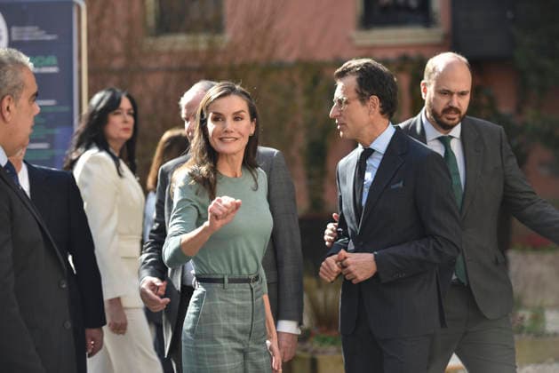 Queen Letizia presides over the ceremony to proclaim the Princess of Girona Award Creaempresa 2026 Queen Letizia on her arrival at the ceremony to proclaim the Princess of Girona Award Creaempresa 2026, in the second stage of the Princess of Girona Foundations talent tour, at the Palacio de Congresos, on February 24, 2026, in Huesca, Aragon Spain The Creaempresa category recognizes young people with entrepreneurial initiative who have led or are promoting original and viable business projects This award is endowed with 20,000 euros and a reproduction of a work by contemporary artist Juan Zamora FPdGi Award for Arts and Letters 2017 24 FEBRUARY 2026 Veró Huesca, Aragon Huesca, Aragon Spain  Copyright: xVeronicaxLacasax 7318383