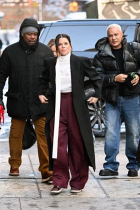 Neve Campbell spotted arriving at The View this morning in New York City Featuring: Neve Campbell Where: New York City, New York, United States When: 24 Feb 2026 Credit: Elder Ordonez INSTARimages EDITORIAL USE ONLY. NOT FOR USE BY NEWSPAPERS BASED IN THE UK. Copyright: xx instar55502064