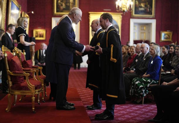 King Charles and Queen Camilla host Queen Elizabeth Prizes for Education at St James s Palace in London, UK, 24 February 2026 King Charles III presents the Queen Elizabeth Prize for Education to representatives from Gateshead College, at St James s Palace in London. The Queen Elizabeth Prizes for Higher and Further Education are part of the UK national honours system, recognising at the highest level of state outstanding work in universities and colleges. Picture date: Tuesday February 24, 2026., Credit:Aaron Chown Avalon UK, London  Copyright: xAaronxChownx xAvalonx 1077921292