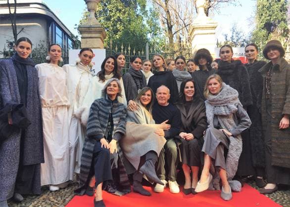 Milan, Italy Martino Midali Milan Fashion Week Women s collections Fall Winter 2026-27 season In the photo: Martino Midali with models and witness showl fashion show  Copyright: xNickxZonnax xipa-agency.netx xNickxZonnax IPA_Agency_IPA71971020