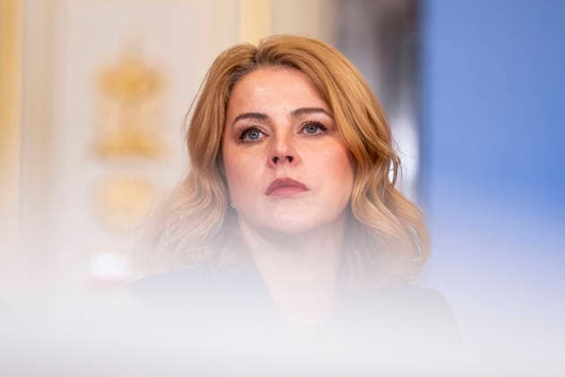 Statsministeren besoker Ukraina Kyiv, Ukraina 20260224. Latvias statsminister Silina Evika under pressekonfranse etter NB8-motet i Mariinskyi palasset. Statsminister Jonas Gahr Store (Ap) besoker Ukraina pa firearsdagen for den russiske invasjonen av Ukraina. Reisen skjer som en del av markeringen av at det er fire ar siden krigen startet. Foto: Javad Parsa NTB Kyiv Ukraina AC8iwGg_BsM EDITORIAL USE ONLY Ref:_BNC_POLAC8iwGg_BsM.jpg *** The Prime Minister visits Ukraine Kyiv, Ukraine 20260224 Latvian Prime Minister Silina Evika during a press conference after the NB8 meeting in the Mariinskyi Palace Prime Minister Jonas Gahr Store Ap visits Ukraine on the fourth anniversary of the Russian invasion of Ukraine The trip takes place  Copyright: xJavadxParsax xNTBx