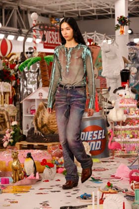 Diesel - Runway - Milan Fashion Week - Womenswear Fall Winter 2026 2027 MILAN, ITALY - FEBRUARY 24: A model walks the runway at the Diesel fashion show during the Milan Fashion Week - Womenswear Fall Winter 2026 2027 on February 24, 2026 in Milan, Italy. Photo by Marco Piovanotto Abacapress.com  Copyright: xPiovanottoxMarco ABACAx