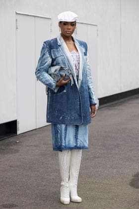 Diesel - Guest arrival - Milan Fashion Week - Womenswear Fall Winter 2026 2027 MILAN, ITALY - FEBRUARY 24: Guest is seen outside Diesel show during the Milan Fashion Week - Womenswear Fall Winter 2026 2027 on February 24, 2026 in Milan, Italy. Photo by Marco Piovanotto Abacapress.com  Copyright: xPiovanottoxMarco ABACAx