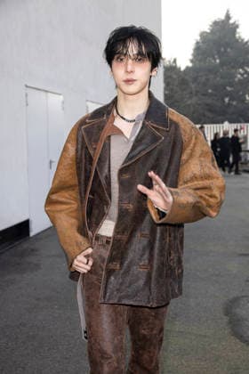 Diesel - Guest arrival - Milan Fashion Week - Womenswear Fall Winter 2026 2027 MILAN, ITALY - FEBRUARY 24: Jeong Yun-ho is seen outside Diesel show during the Milan Fashion Week - Womenswear Fall Winter 2026 2027 on February 24, 2026 in Milan, Italy. Photo by Marco Piovanotto Abacapress.com  Copyright: xPiovanottoxMarco ABACAx