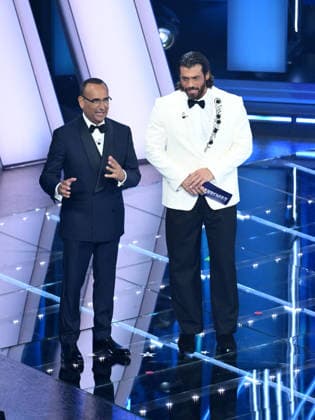Sanremo, 76th Italian Song Festival - First Night. Pictured is Carlo Conti and Can Yaman.  Copyright: xAlbertoxTerenghix xPoolxSanremox02x xipa-agency.netx xPoolxSanremox02x IPA_Agency_IPA71989591