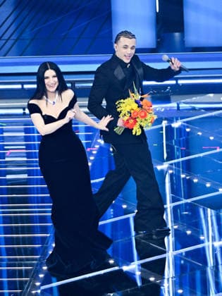 Sanremo, 76th Italian Song Festival. First Night. Pictured: Samurai Jay, Laura Pausini  Copyright: xMaurizioxD Avanzox xipa-agency.netx xPoolxSanremox02x IPA_Agency_IPA71991270