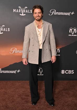 ˜Marshals™ Los Angeles Premiere Luke Grimes arriving to the Los Angeles premiere of CBS™s Marshals held at the Autry Museum of the American West on February 24, 2026 in Los Angeles, Ca. Los Angeles Autry Museum of the American Wes California USA Copyright: xLISAxOConnor xAFF-USA.COMx