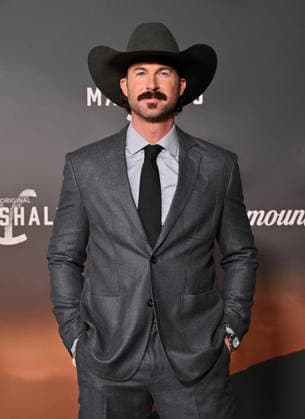 ˜Marshals™ Los Angeles Premiere Riley Green arriving to the Los Angeles premiere of CBS™s Marshals held at the Autry Museum of the American West on February 24, 2026 in Los Angeles, Ca. Los Angeles Autry Museum of the American Wes California USA Copyright: xLISAxOConnor xAFF-USA.COMx