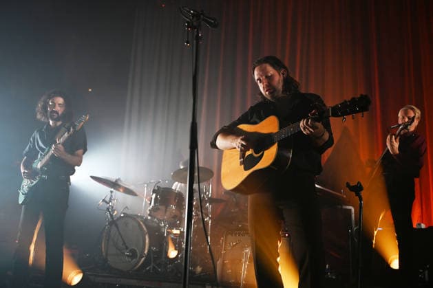 The Paper Kites performing at Roundhouse in London LONDON, ENGLAND - FEBRUARY 24: Sam Bentley of ˜The Paper Kites™ performing at Roundhouse, Chalk Farm on February 24, 2026 in London, England. CAP MAR MAR Great Britain Copyright: xMartinxHarris CapitalxPicturesx