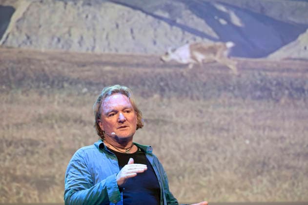 Andreas Kieling with his program Mein Leben mit den wilden Tieren at the Theater am Tanzbrunnen Cologne, 24 02 2026 Foto:xR.xSchmiegeltx xFuturexImagex kieling_6209