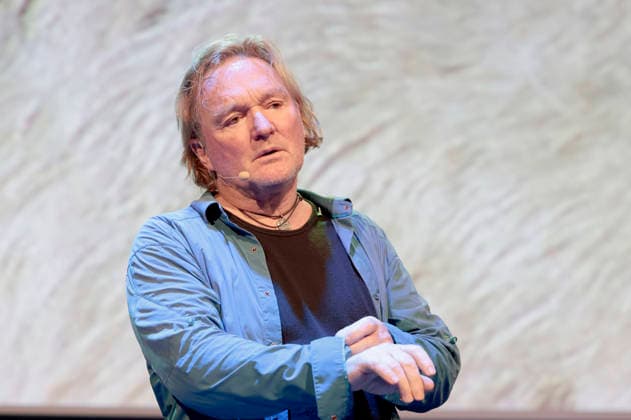 Andreas Kieling with his program Mein Leben mit den wilden Tieren at the Theater am Tanzbrunnen Cologne, 24 02 2026 Foto:xR.xSchmiegeltx xFuturexImagex kieling_6210