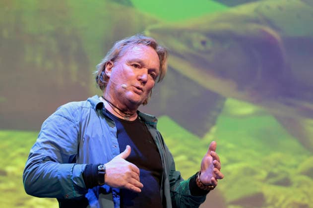 Andreas Kieling with his program Mein Leben mit den wilden Tieren at the Theater am Tanzbrunnen Cologne, 24 02 2026 Foto:xR.xSchmiegeltx xFuturexImagex kieling_6213