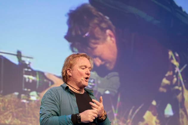 Andreas Kieling with his program Mein Leben mit den wilden Tieren at the Theater am Tanzbrunnen Cologne, 24 02 2026 Foto:xR.xSchmiegeltx xFuturexImagex kieling_6215