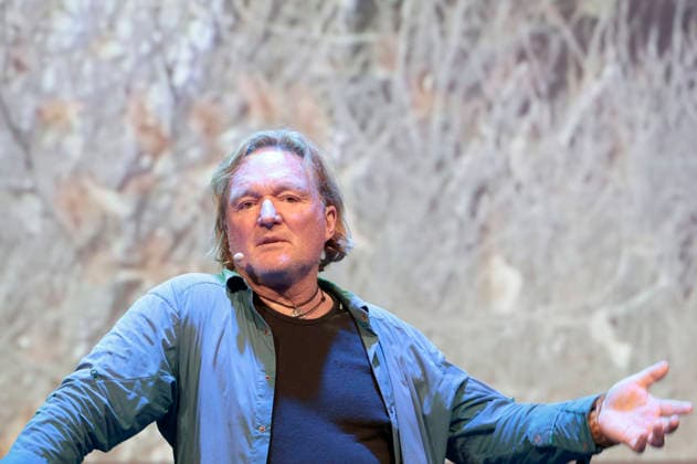 Andreas Kieling with his program Mein Leben mit den wilden Tieren at the Theater am Tanzbrunnen Cologne, 24 02 2026 Foto:xR.xSchmiegeltx xFuturexImagex kieling_6223