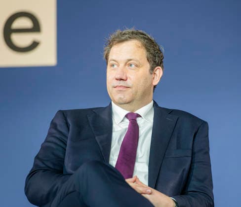 Lars Klingbeil EUR, Deutschland, Berlin, 25.02.2026: Bundesfinanzminister Lars Klingbeil (SPD) trifft Jeromin Zettelmeyer, Direktor BRUEGEL aus Anlass des 20-jährigen Bestehens der Denkfabrik BRUEGEL. Der Economic Dialogue findet im Bundesministerium der Finanzen statt. Bundesfinanzminister Lars Klingbeil (SPD) und Jeromin Zettelmeyer diskutieren über Europas wirtschaftliche Unabhängigkeit, vertiefte Kapitalmärkte und europäische Verteidigungsfähigkeiten. *** Lars Klingbeil EUR, Germany, Berlin, 25 02 2026 Federal Minister of Finance Lars Klingbeil SPD meets Jeromin Zettelmeyer, Director BRUEGEL on the occasion of the 20th anniversary of the think tank BRUEGEL The Economic Dialogue takes place at the Federal Ministry of Finance Feder