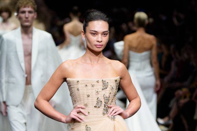 February 25, 2026, Melbourne, Victoria, Australia: A model wearing a design by Alin LeÃ¢â‚¬â ¢Kal walks at the Glam Up Runway show of the PayPal Melbourne Fashion Festival at the Royal Exhibition Building in Melbourne, Australia. Melbourne Australia  - ZUMAl303 20260225_aaf_l303_038 Copyright: xSydneyxLowx