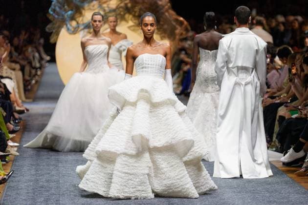 February 25, 2026, Melbourne, Victoria, Australia: A model wearing a design by Alin LeÃ¢â‚¬â ¢Kal walks at the Glam Up Runway show of the PayPal Melbourne Fashion Festival at the Royal Exhibition Building in Melbourne, Australia. Melbourne Australia  - ZUMAl303 20260225_aaf_l303_057 Copyright: xSydneyxLowx