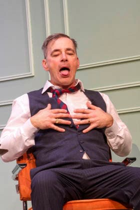 abb Jan Sosniok actor actor at the photo rehearsal scene for the play Kleine Verbrechen unter Liebenden on stage of the Komoedie Winterhuder Faehrhaus on Wednesday 25,02 2026 in Hamburg Hamburg Germany
