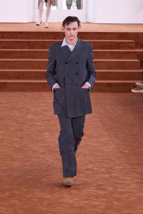 Milano Fashion Week - Women F W 26-27 Jim Sander Men and Women Fashion Show Catwalk Milan, Italy Milano Fashion Week - Women F W 26-27 Jim Sander Men and Women Fashion Show Catwalk Milan, Italy 25th February 2026 SGPItalia id 134523_003 * Not Exclusive  Copyright: xx