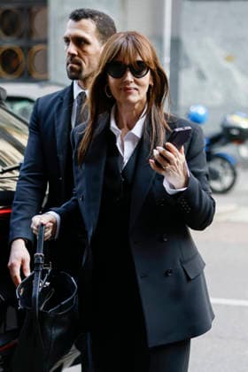 Monica Bellucci - Milan Fashion Week - Womenswear Fall Winter 2026 2027 MILAN, ITALY - FEBRUARY 25:Monica Bellucci is spotted outside her hotel during the Milan Fashion Week - Womenswear Fall Winter 2026 2027 on February 25, 2026 in Milan, Italy. Photo by Marco Piovanotto Abacapress.com Milan Italy  Copyright: xPiovanottoxMarco ABACAx