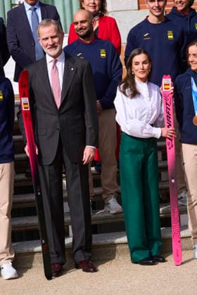 February 25, 2026, Madrid, Madrid, Spain: King Felipe VI of Spain, Queen Letizia of Spain attends an audience with Winter Olympic Team at Zarzuela Palace on February 25, 2026 in Madrid, Spain .Spanish Royals has received the medals and two skiing from Oriol Cardona and Ana Alonso Madrid Spain  - ZUMAg15_ 20260225_zaf_g15_061 Copyright: xJackxAbuinx