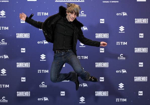 February 25, 2026, Sanremo, ITALY: Italian singer Chiello poses during a photocall at the 76th Sanremo Italian Song Festival, in Sanremo, Italy, 25 February 2026. The festival runs from 24 to 28 February 2026. ANSA ETTORE FERRARI Sanremo ITALY  - ZUMAa110 20260225_zaf_a110_087 Copyright: xEttorexFerrarix