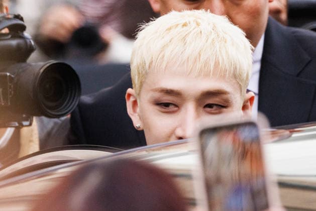 News - Fendi - Celebrity arrivals - Milan Fashion Week - Womenswear Fall Winter 2026 2027 Bang Chan is seen leaving the Fendi fashion show during the Milan Fashion Week - Womenswear Fall Winter 2026 2027 on February 25, 2026 in Milan, Italy. Photo: Cinzia Camela. Milan Via Solari, 35 Italy Copyright: xCinziaxCamelax xLiveMediax LPN_2314654