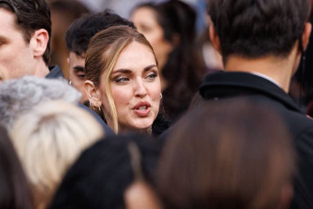 News - Fendi - Celebrity arrivals - Milan Fashion Week - Womenswear Fall Winter 2026 2027 Chiara Ferragni is seen leaving the Fendi fashion show during the Milan Fashion Week - Womenswear Fall Winter 2026 2027 on February 25, 2026 in Milan, Italy. Photo: Cinzia Camela. Milan Via Solari, 35 Italy Copyright: xCinziaxCamelax xLiveMediax LPN_2314684
