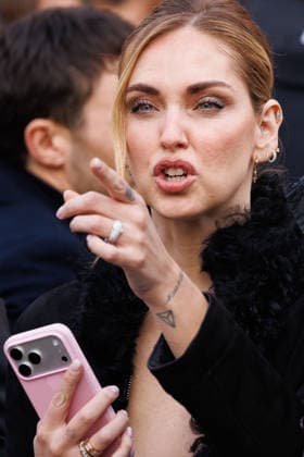 News - Fendi - Celebrity arrivals - Milan Fashion Week - Womenswear Fall Winter 2026 2027 Chiara Ferragni is seen leaving the Fendi fashion show during the Milan Fashion Week - Womenswear Fall Winter 2026 2027 on February 25, 2026 in Milan, Italy. Photo: Cinzia Camela. Milan Via Solari, 35 Italy Copyright: xCinziaxCamelax xLiveMediax LPN_2314693