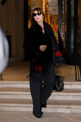 Monica Bellucci - Milan Fashion Week - Womenswear Fall Winter 2026 2027 MILAN, ITALY - FEBRUARY 25: Monica Bellucci is spotted outside her hotel during the Milan Fashion Week - Womenswear Fall Winter 2026 2027 on February 25, 2026 in Milan, Italy. Photo by Marco Piovanotto Abacapress.com  Copyright: xPiovanottoxMarco ABACAx