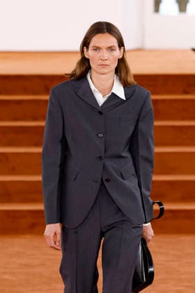 Jil Sander Fashion Show Ready to Wear Men Collection Fall Winter 2026 2027 at Milan Fashion Week MLFW , on February 25, 2026 Bestimage Runway Jil Sander Fashion Show Ready to Wear Men Collection Fall Winter 2026 2027 at Milan Fashion Week, on February 25, 2026 Milan Italy  Copyright: xAgencex xBestimagexAgencex xBestimagex
