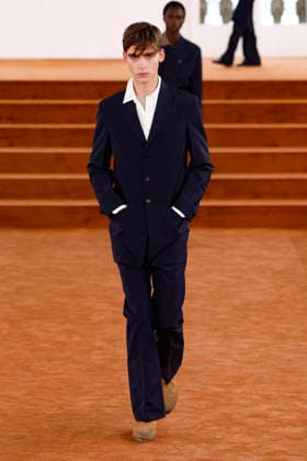 Jil Sander Fashion Show Ready to Wear Men Collection Fall Winter 2026 2027 at Milan Fashion Week MLFW , on February 25, 2026 Bestimage Runway Jil Sander Fashion Show Ready to Wear Men Collection Fall Winter 2026 2027 at Milan Fashion Week, on February 25, 2026 Milan Italy  Copyright: xAgencex xBestimagexAgencex xBestimagex